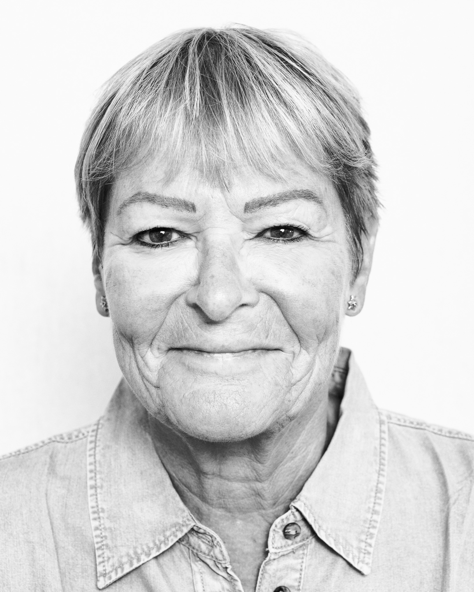 20250908 PORTRAIT PAM Sylvie Hault
